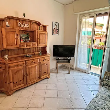 Apartamento Baia Dei Sogni By Interhome